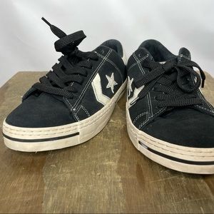 Converse sneaker size 10